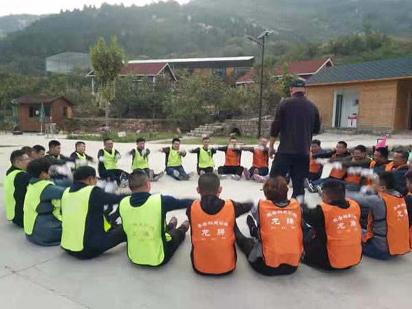 百煉成鋼、眾志成城—匯豐銷售精英國慶大練兵